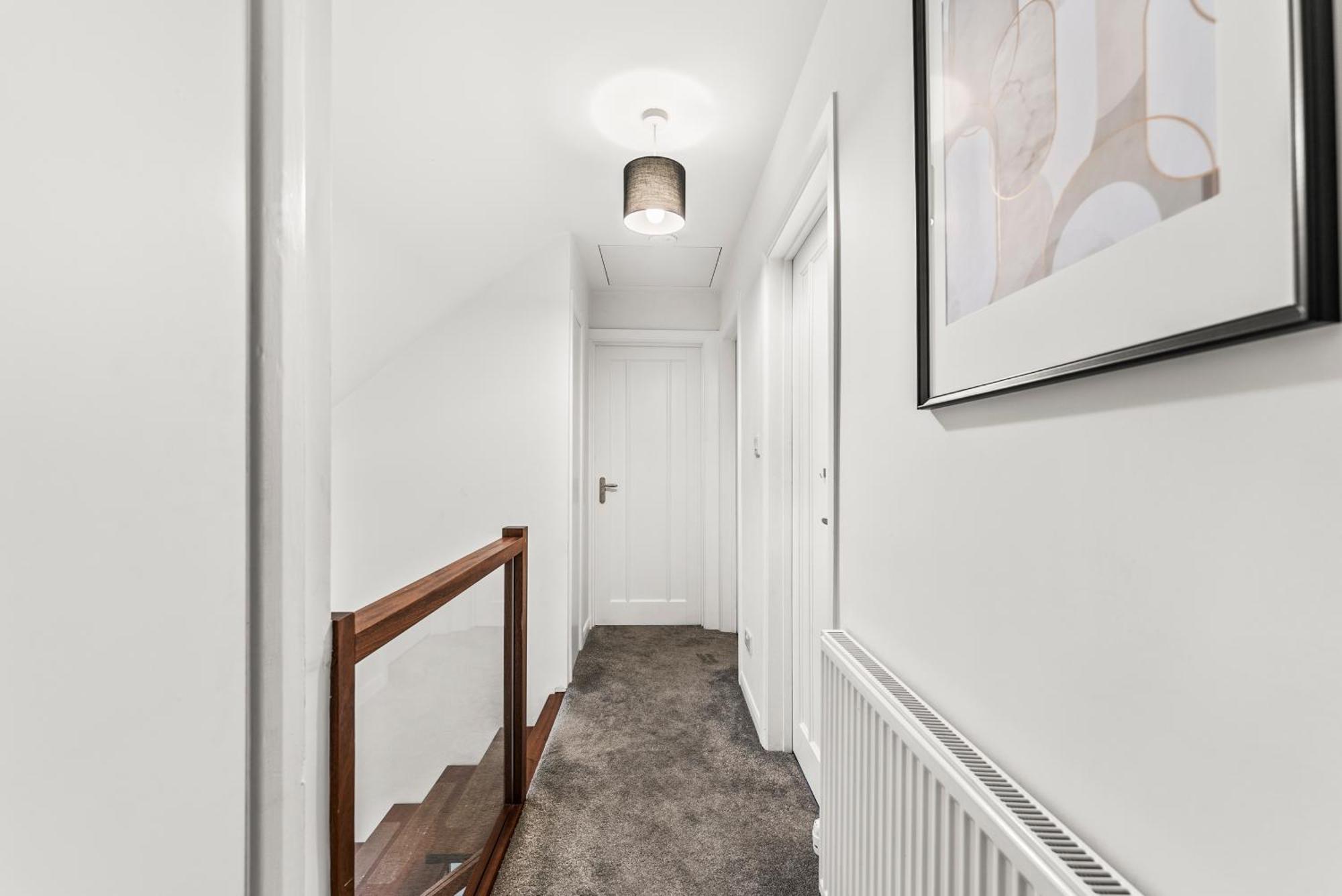Elegant Retreat In Cheltenham - Garden & Parking Included Exterior photo